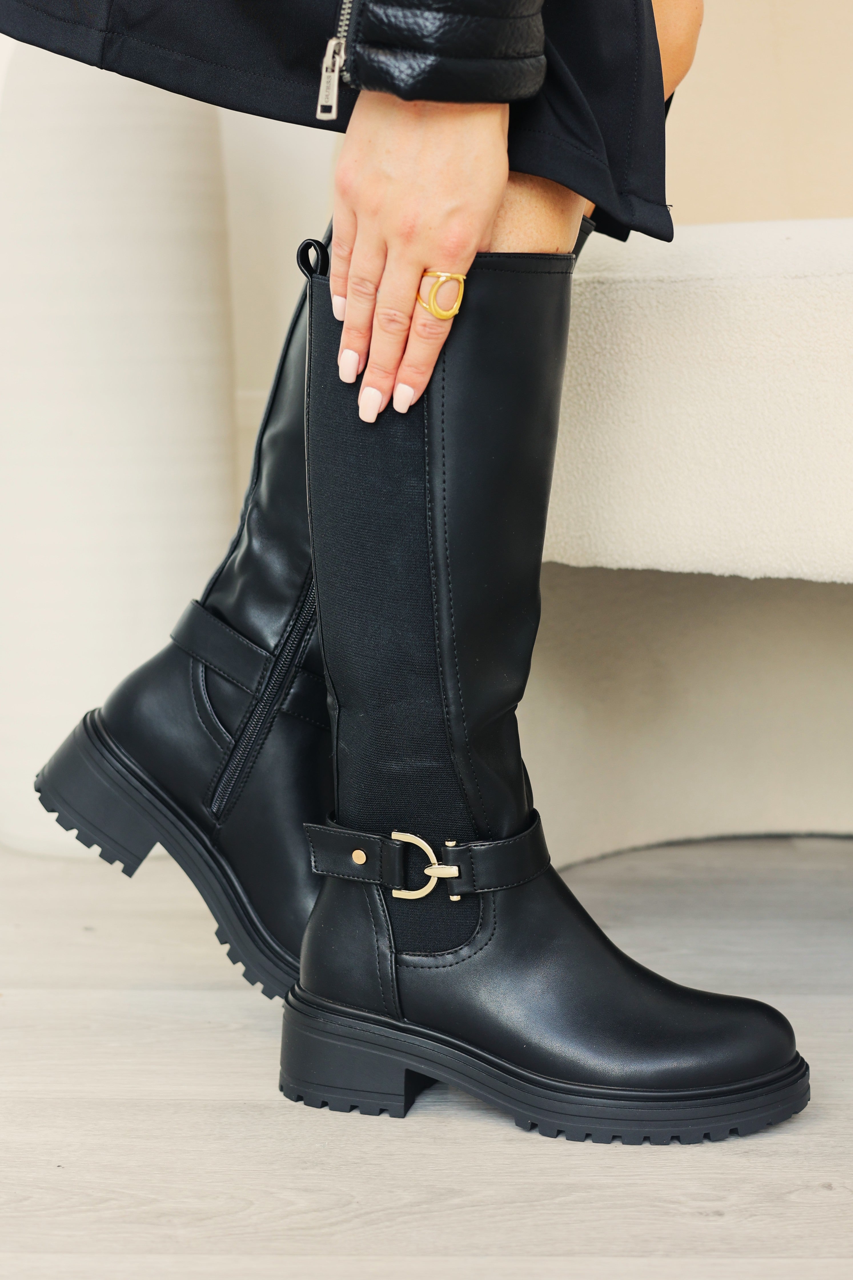 BOTTES NORA