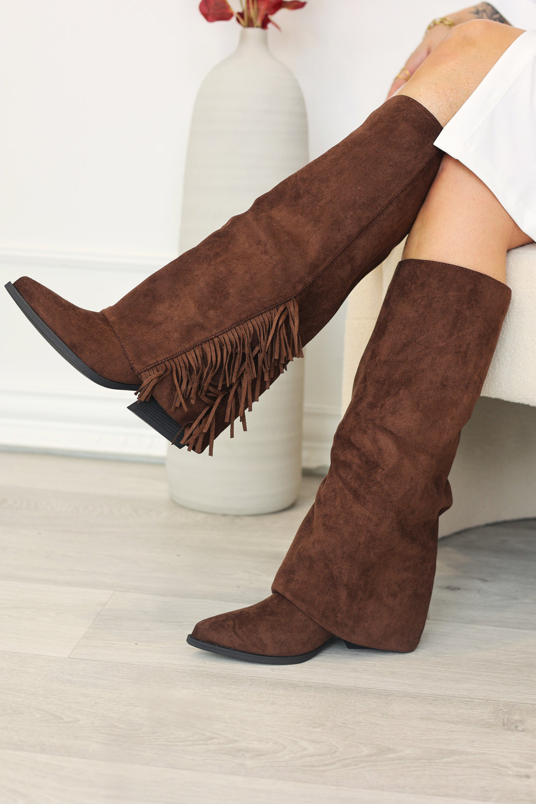 BOTTES DAKOTA