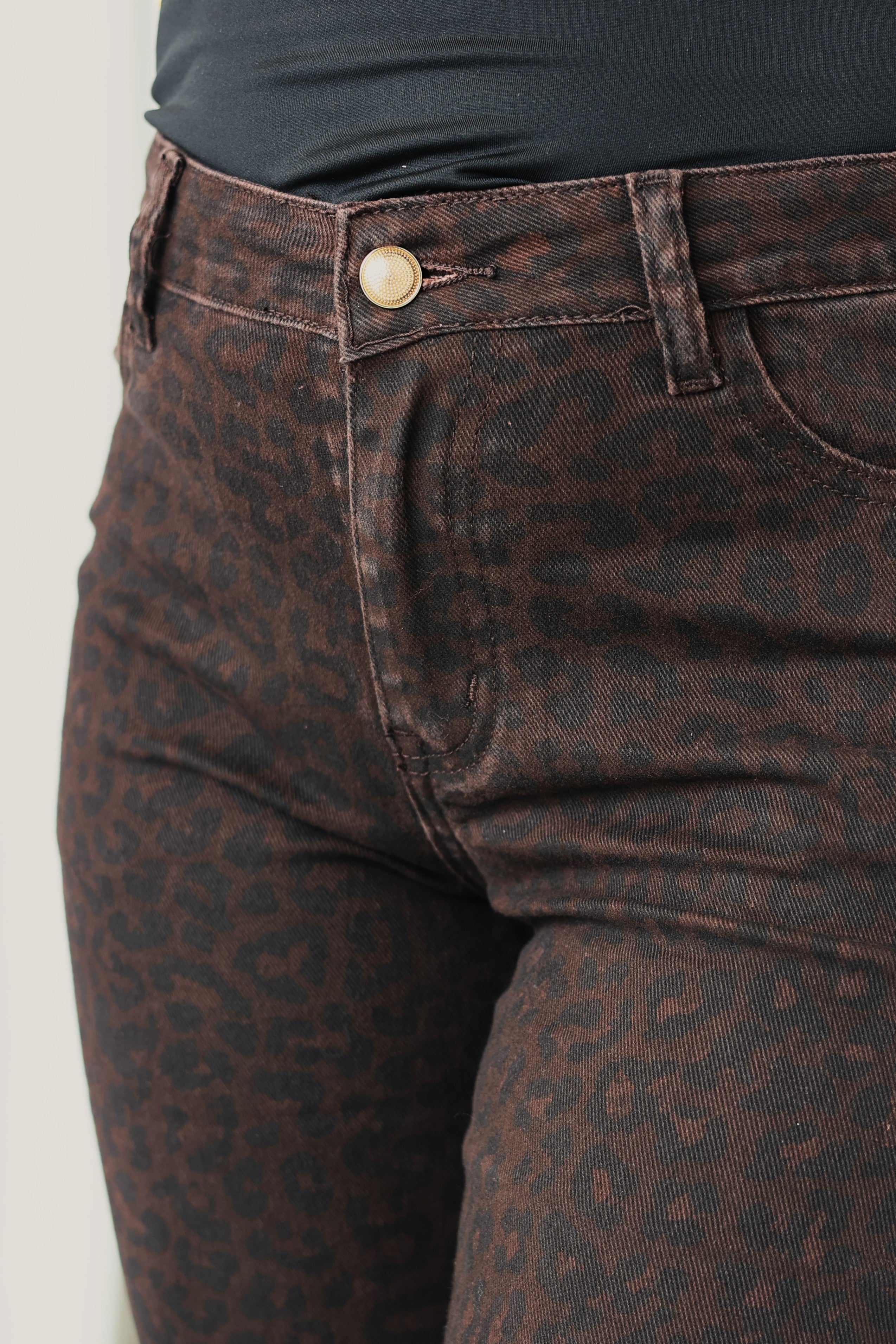 PANTALON PARDA