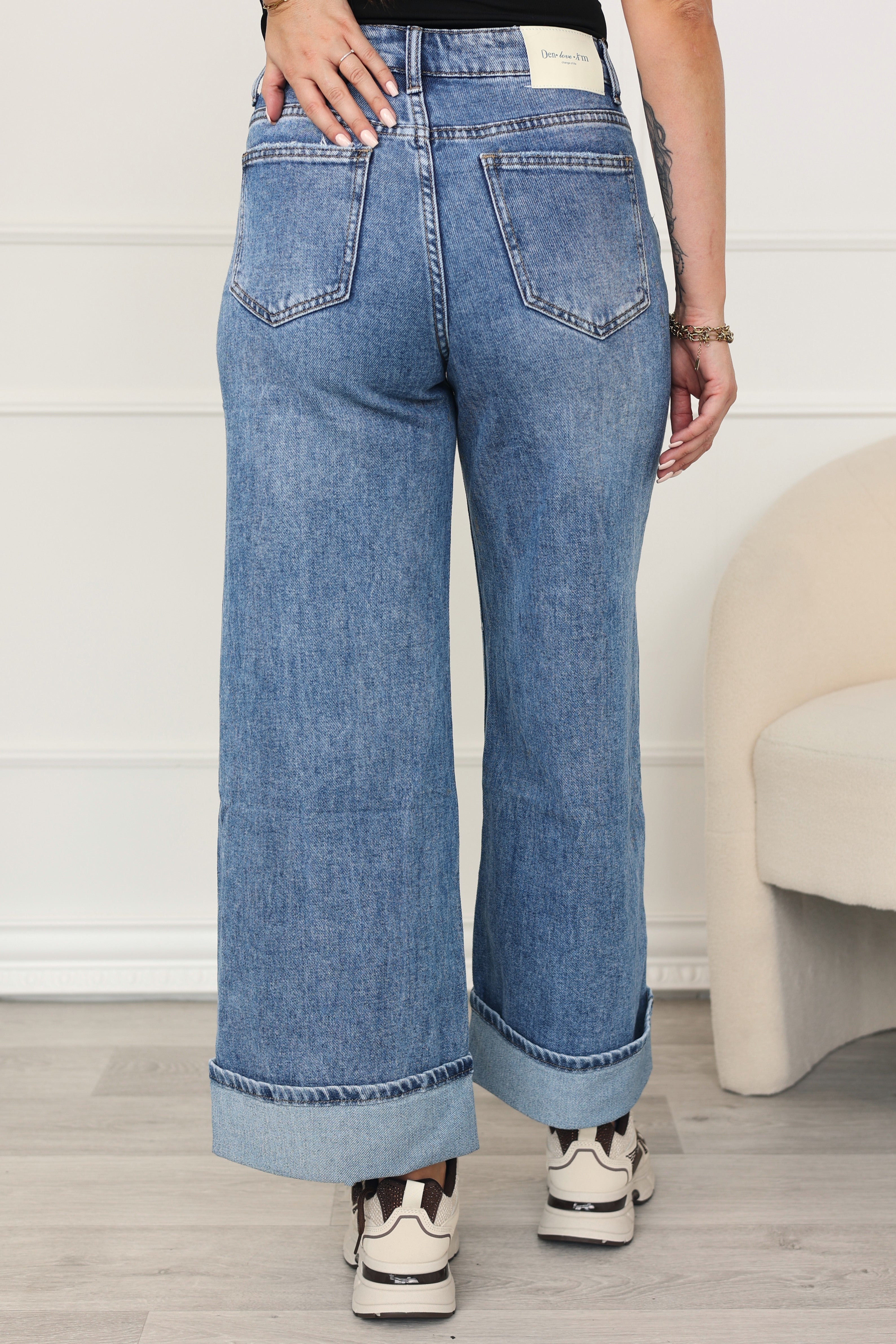 JEANS THAIS