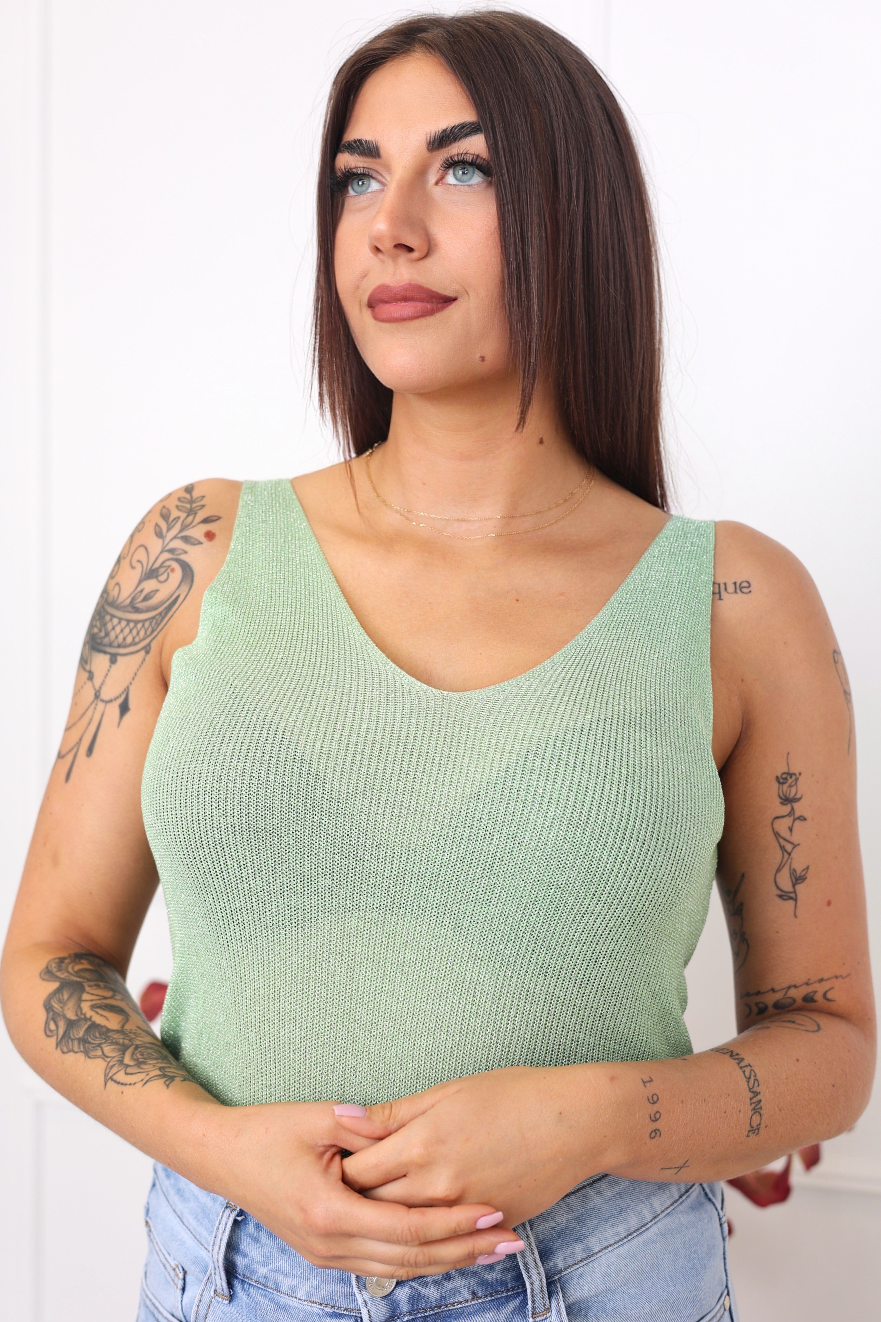 TOP NAÏS